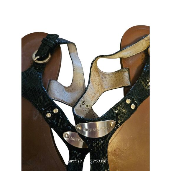 Michael Kors 8.5M flip flop sandals - Picture 6 of 6